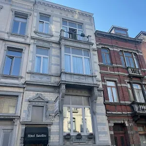 Satellite ** Bruxelles